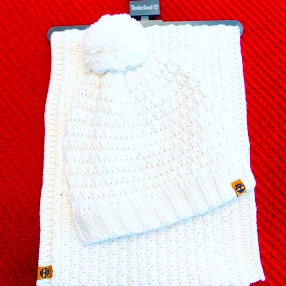 🎁Timberland Cableknit Hat w/Pompom & Snood Scarf Set, One Size, Ivory - Picture 1 of 5